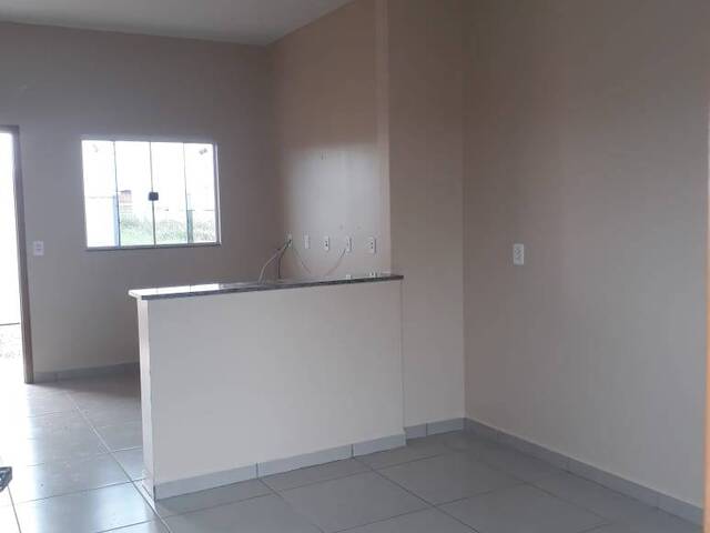 Casa para Locação em Diamantino - 4