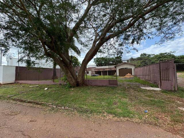 Casa para Venda em Diamantino - 2