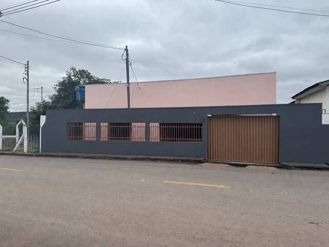 #62 - Casa para Venda em Diamantino - MT