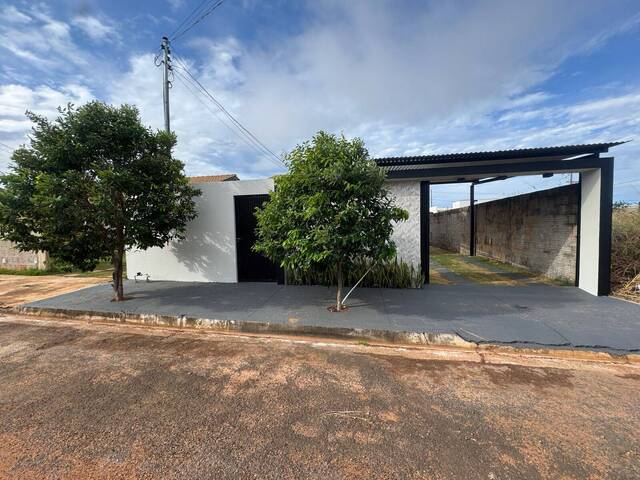 Casa para Venda em Diamantino - 2