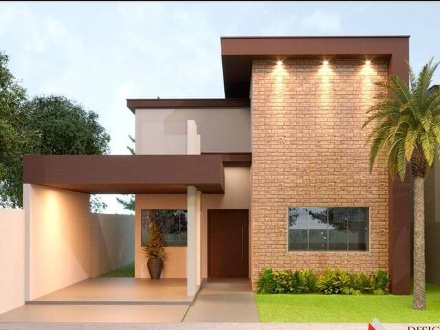 #112 - Casa para Venda em Diamantino - MT