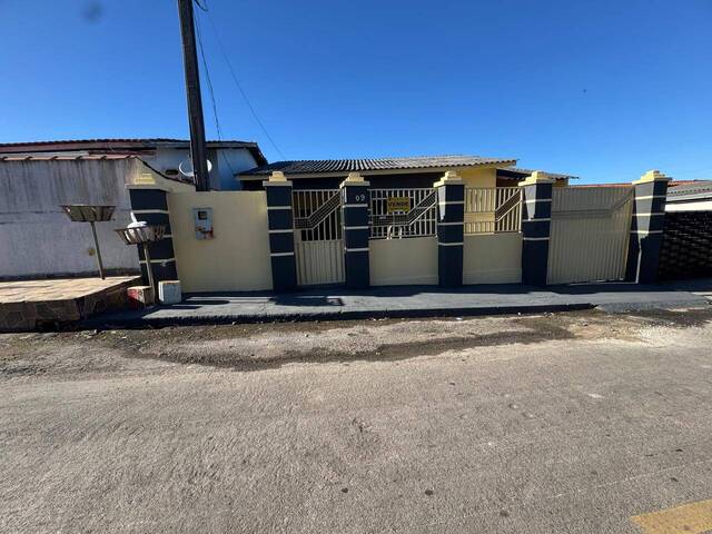 #99 - Casa para Venda em Diamantino - MT