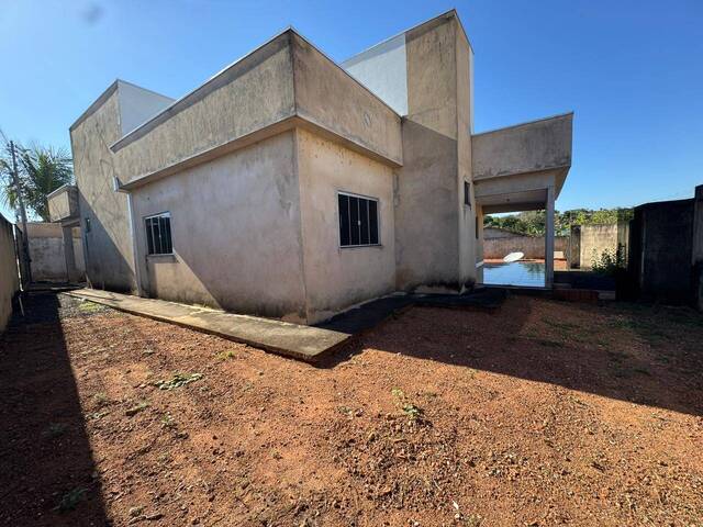 #40 - Casa para Venda em Diamantino - MT