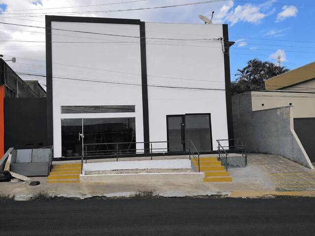 #01 - Apartamento para Locação em Diamantino - MT