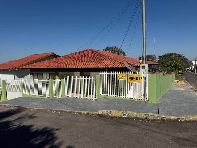 #02 - Casa para Venda em Diamantino - MT