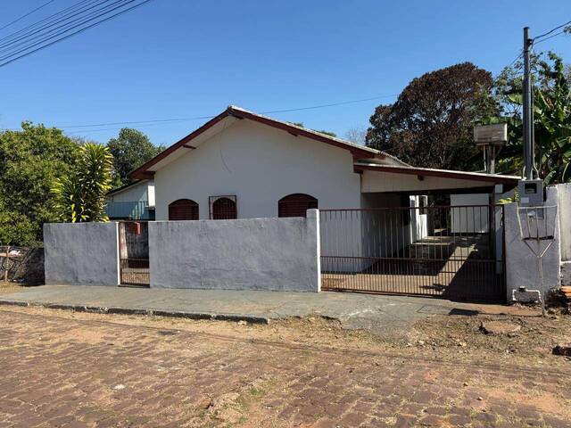 #24 - Casa para Venda em Diamantino - MT